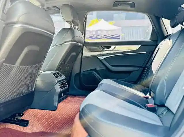 Audi A6L — миниатюра 7