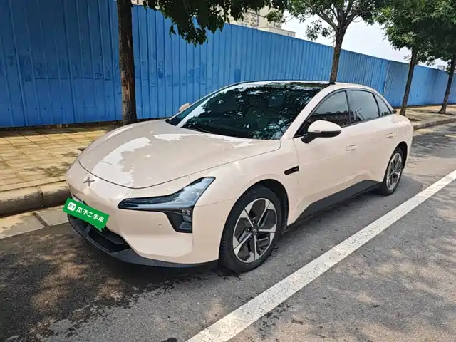 2025 Xpeng Mona M03