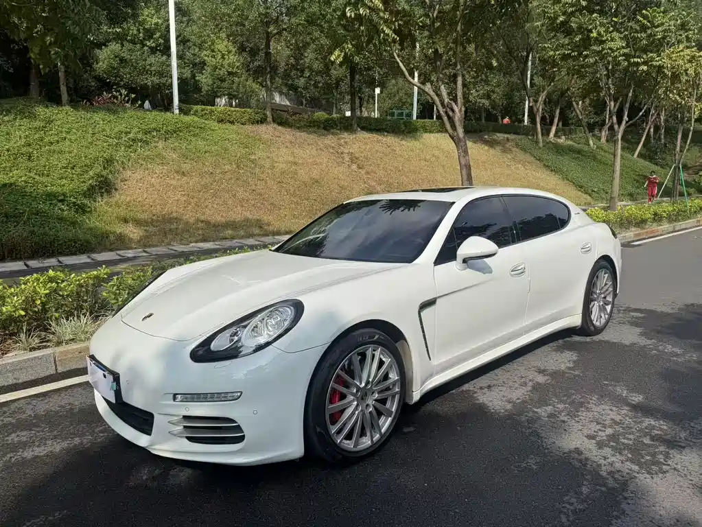 Porsche Panamera 2014