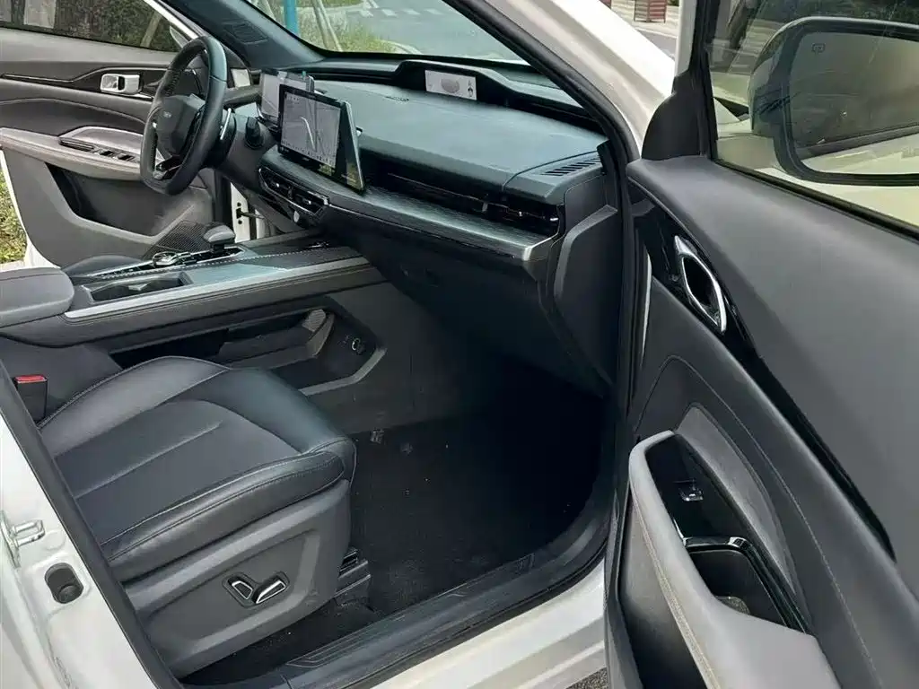 CHANGAN CHANGAN AUCHAN Z6