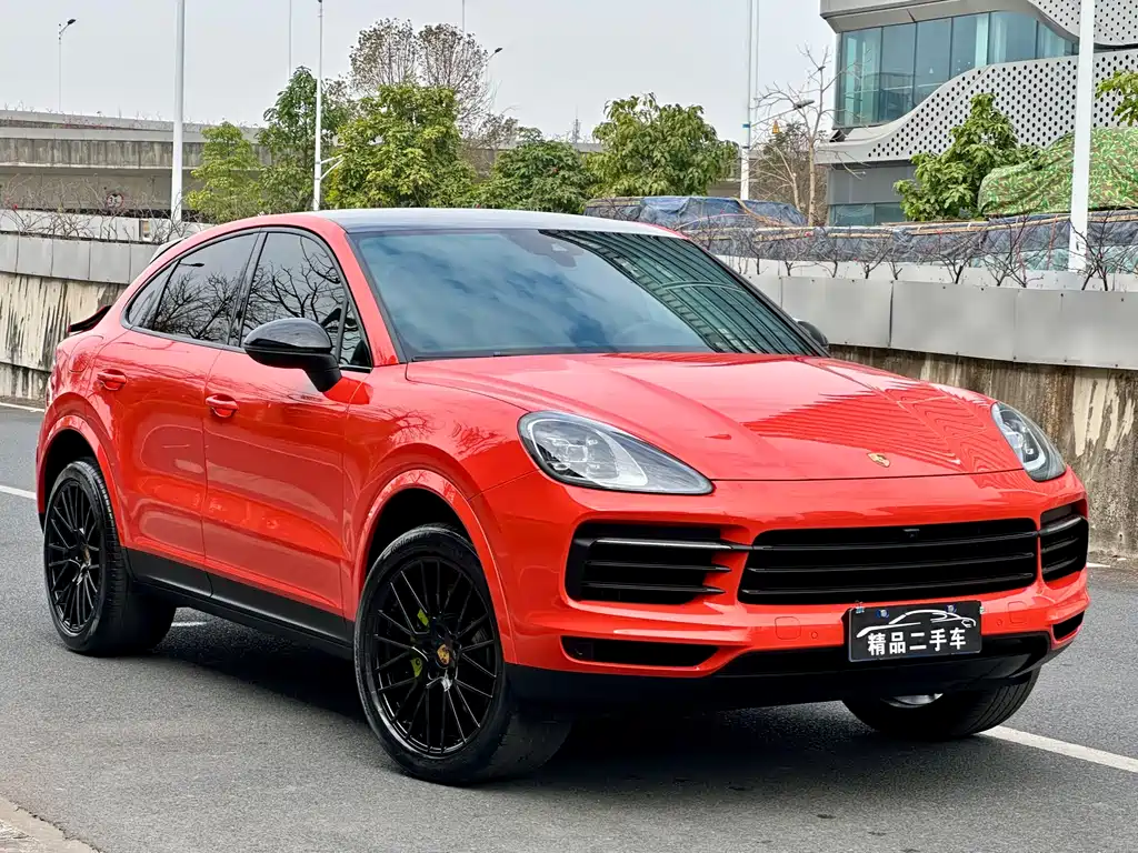 PORSCHE CAYENNE