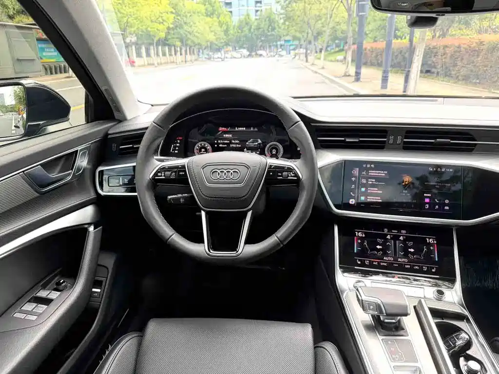 Audi A6L — миниатюра 5