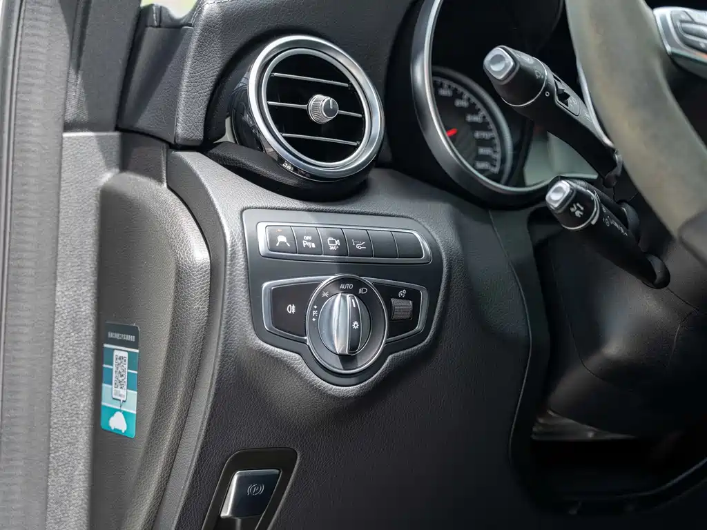 Mercedes-Benz GLC AMG — миниатюра 19
