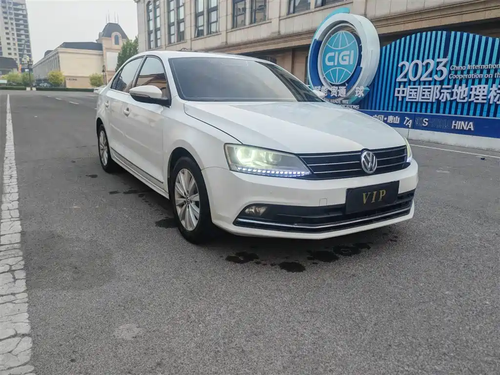 Volkswagen Sagitar — миниатюра 3