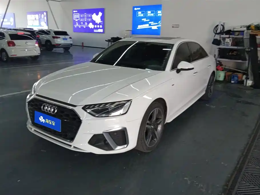 Audi A4L 2021