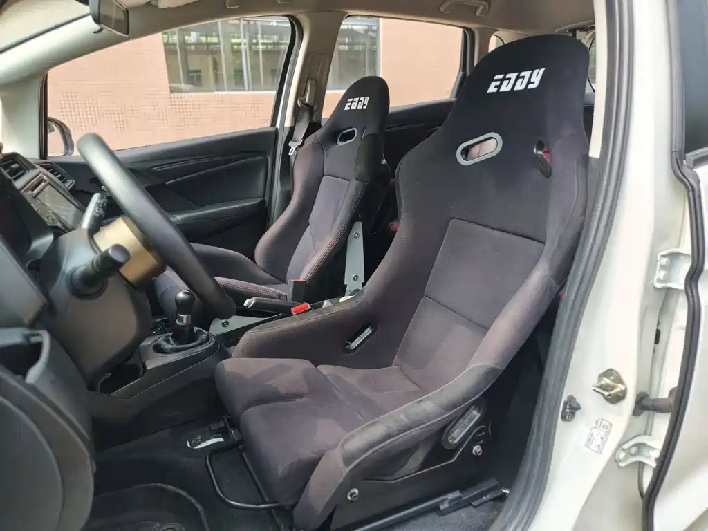Honda Fit — миниатюра 21