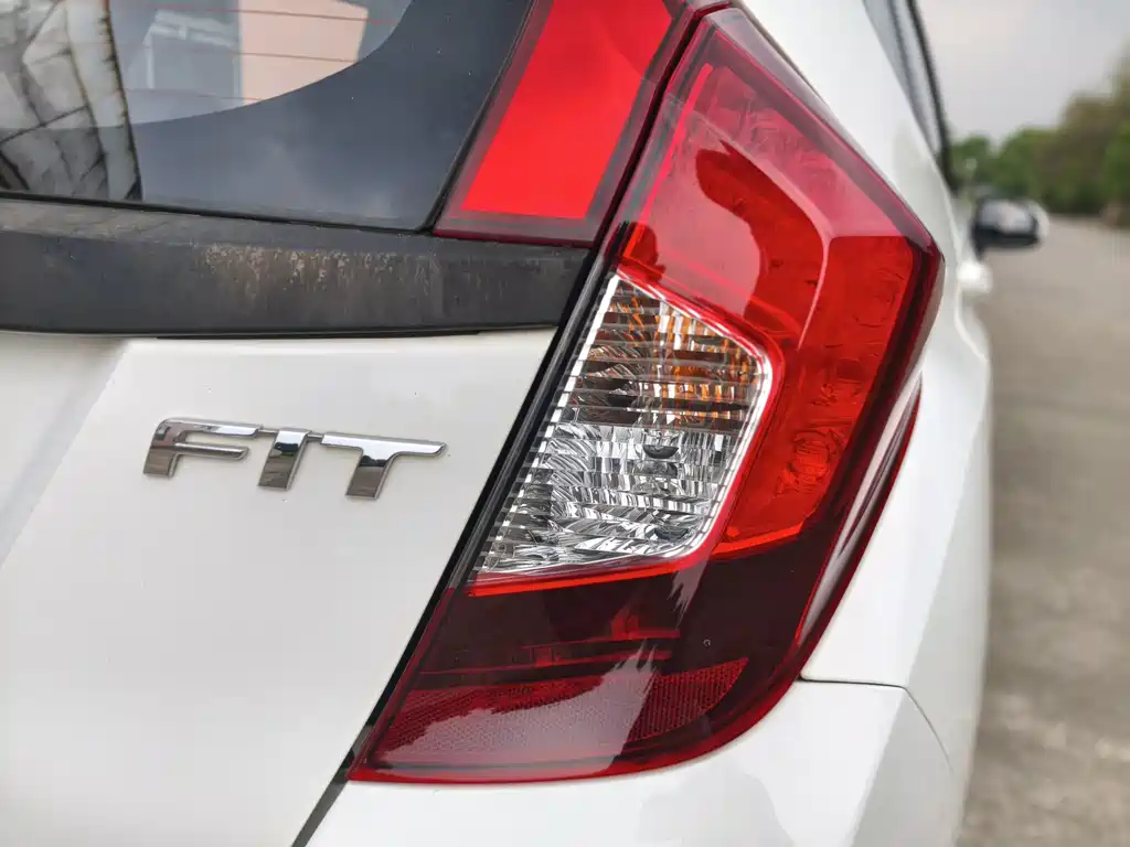 Honda Fit — миниатюра 19
