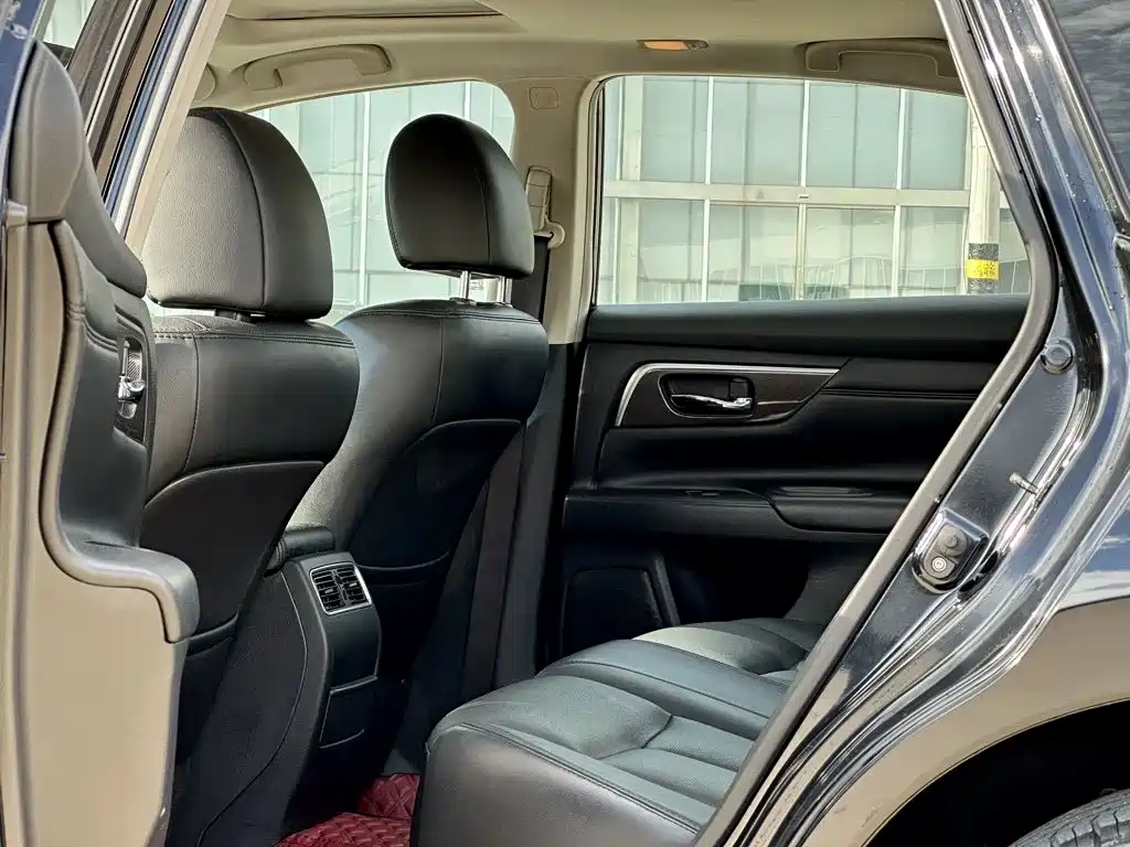 Nissan Teana — миниатюра 4
