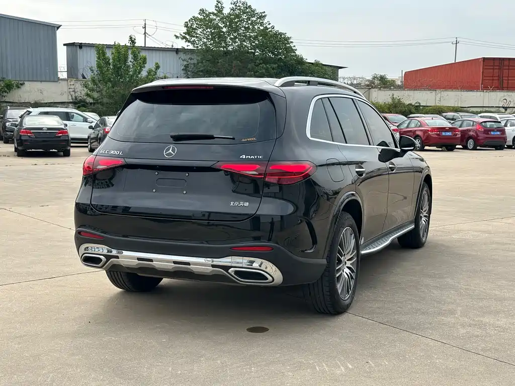 Mercedes-Benz GLC 2024 GLC 300 L 4MATIC 5 мест