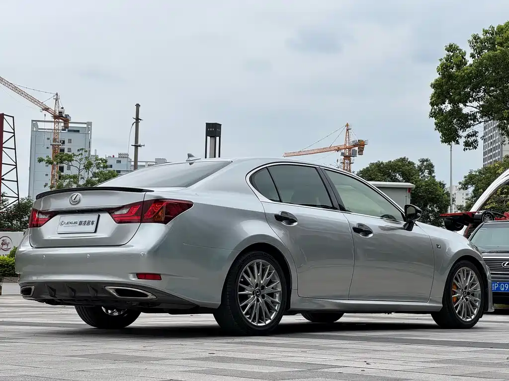 Lexus GS — миниатюра 6