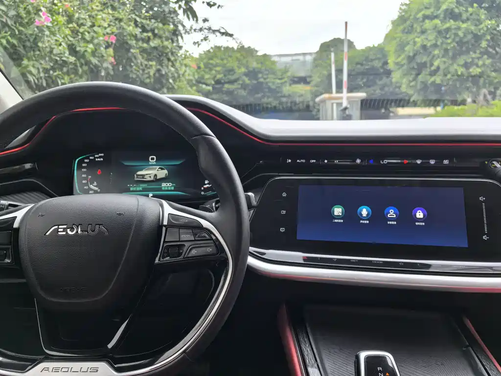 DONGFENG YI HYUN MAX