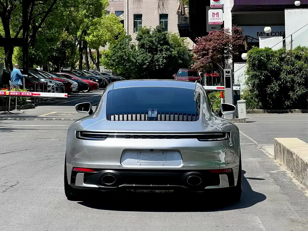 Porsche 911 2022 Carrera 3.0T