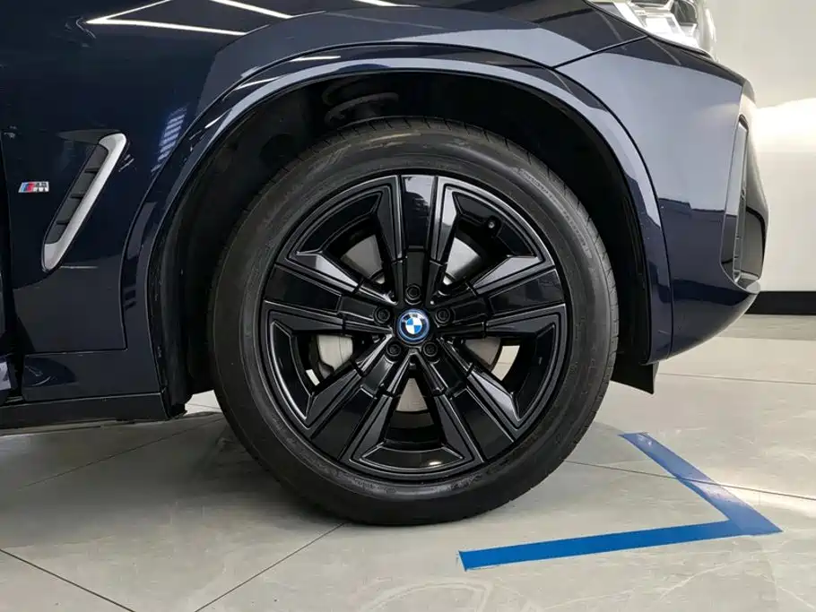 BMW iX3 — миниатюра 6