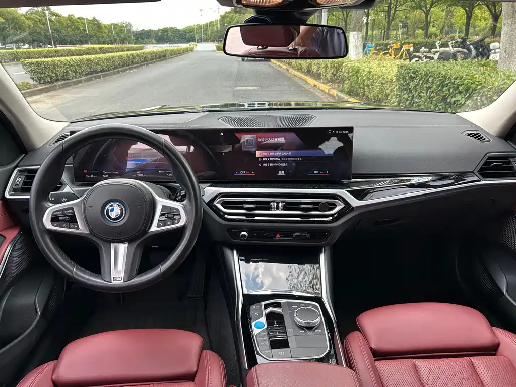 BMW i3 — миниатюра 10