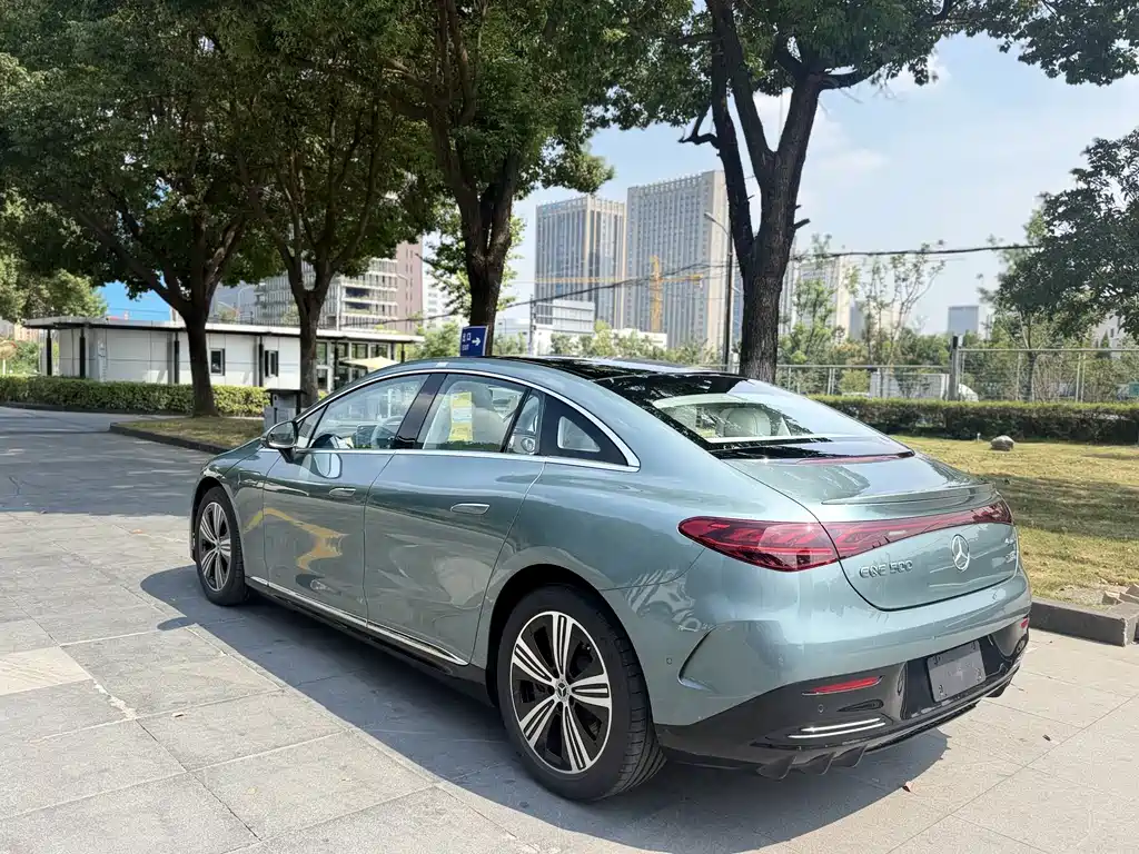 Mercedes-Benz EQE — миниатюра 7