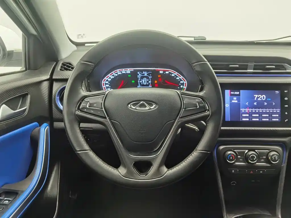 Chery New Energy Tiggo 3xe — миниатюра 11