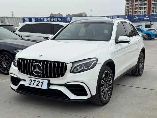 MERCEDES-BENZ GLC