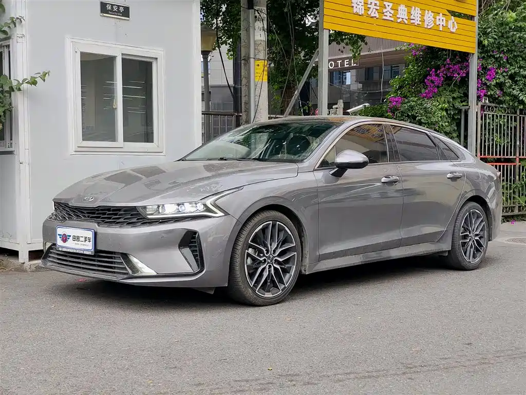 Kia K5 2021