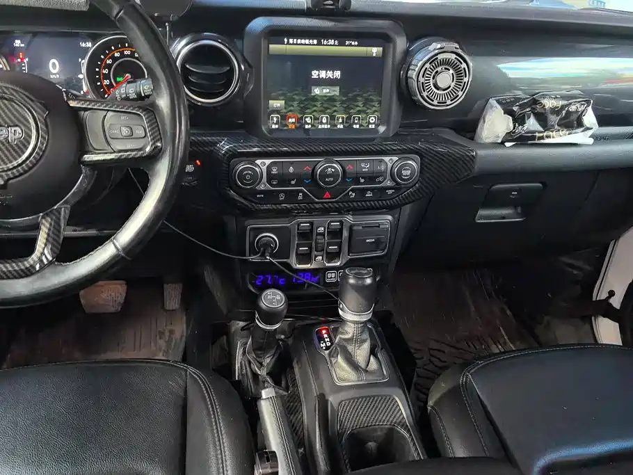 Jeep Wrangler — миниатюра 16