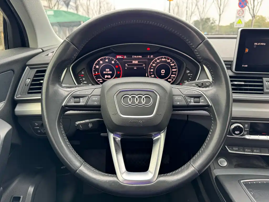 Audi Q5L — миниатюра 22
