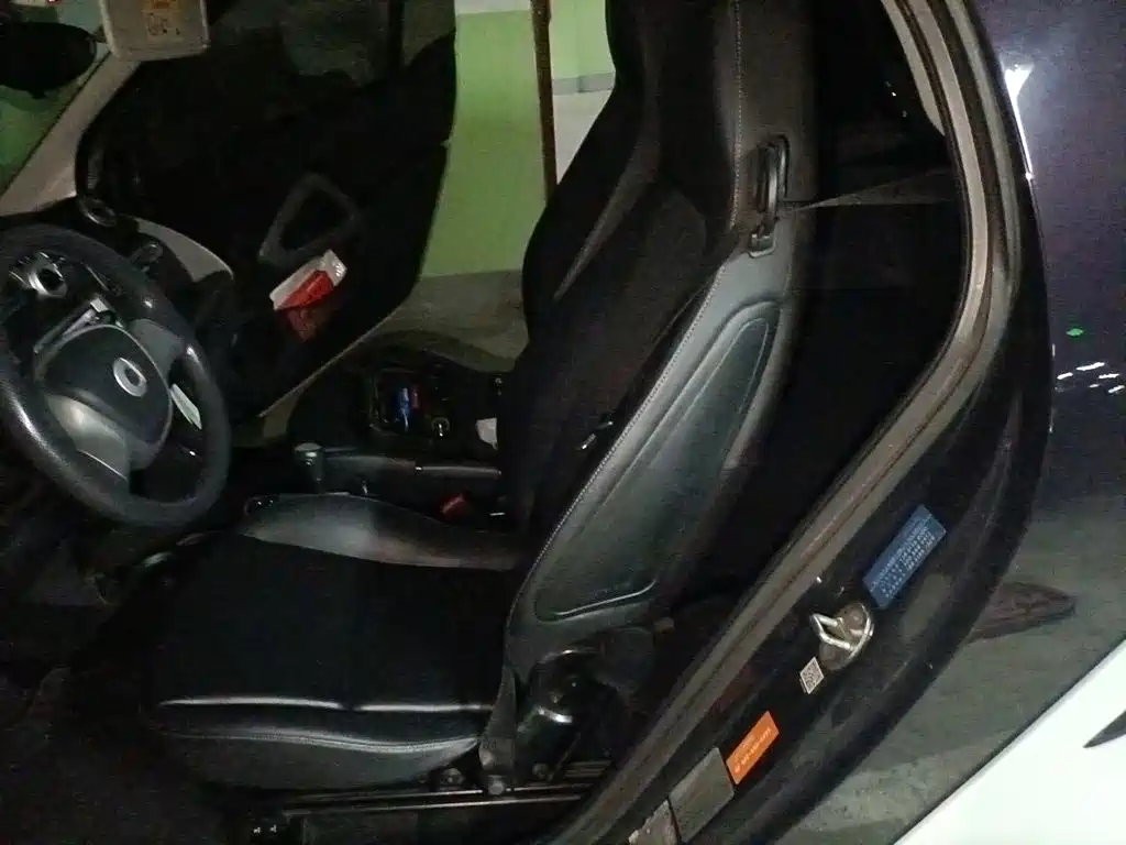smart Smart Fortwo — миниатюра 15