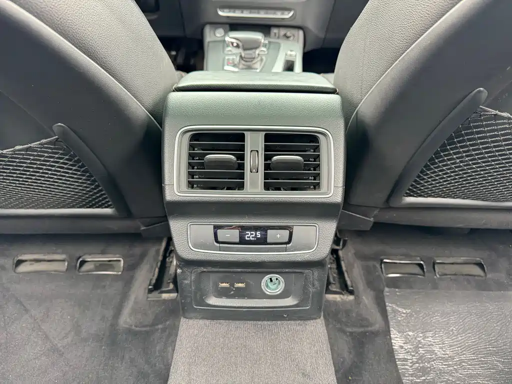 Audi Q5L — миниатюра 24