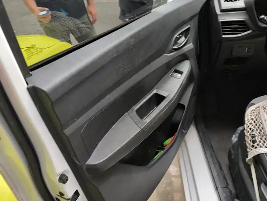 Wuling Hongguang — миниатюра 7