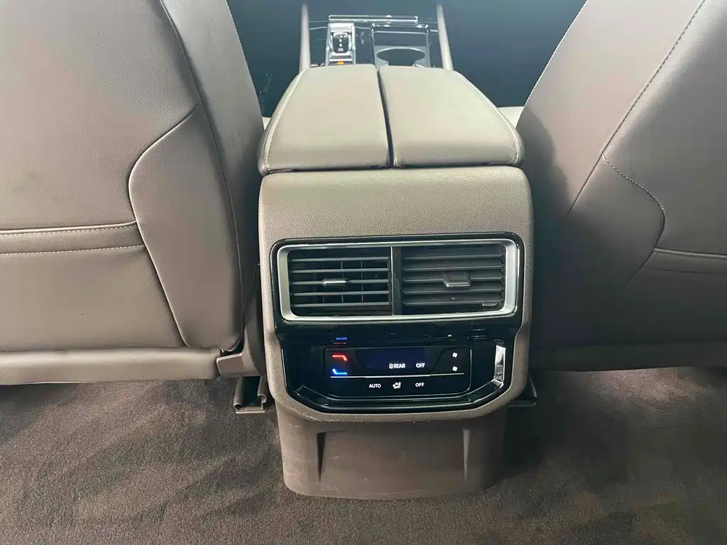 Volkswagen Viloran 2024 330TSI Luxury