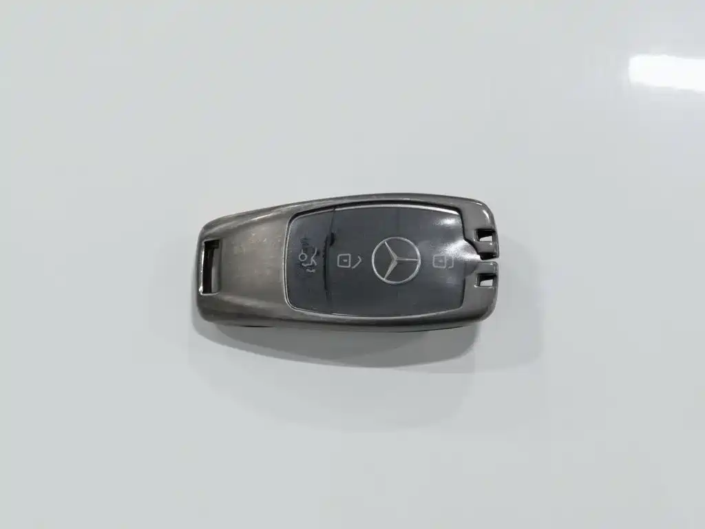 Mercedes-Benz C-Class — миниатюра 19
