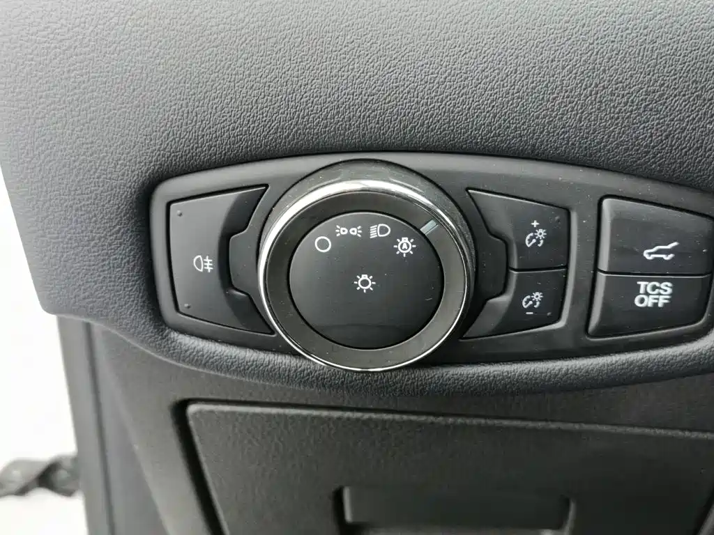 Ford Edge — миниатюра 21