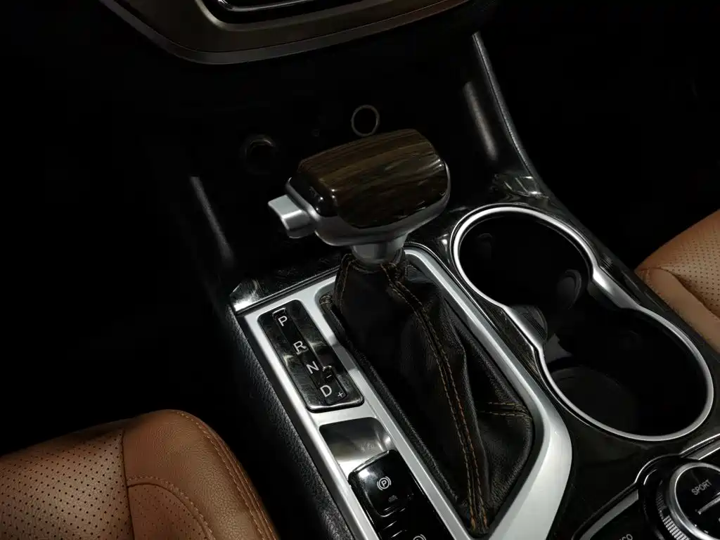 Changan CS95 — миниатюра 13