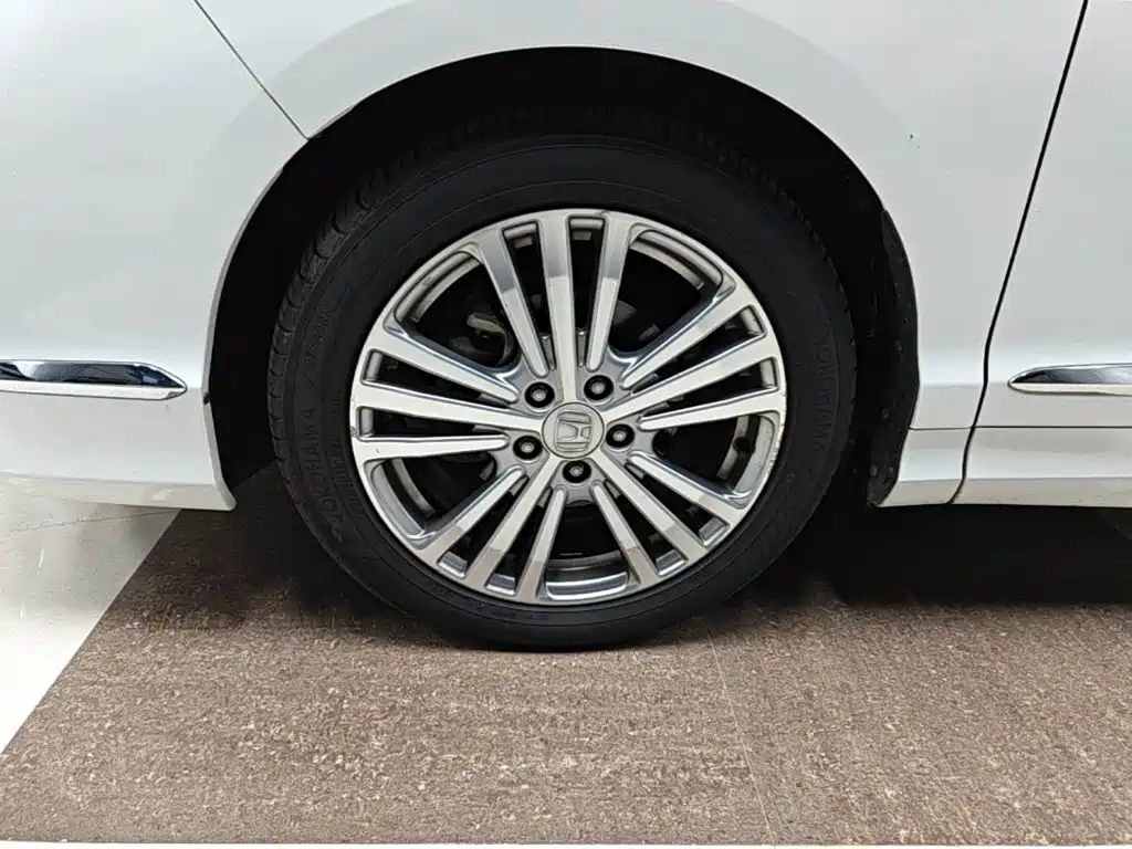 Honda Elysion — миниатюра 23