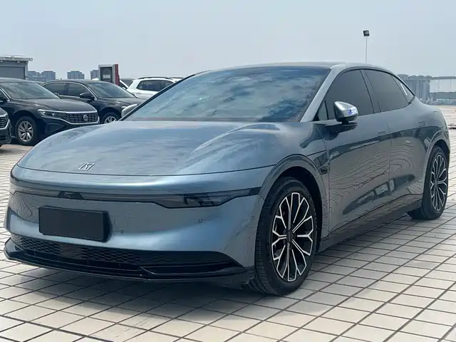 2024 Zeekr 007