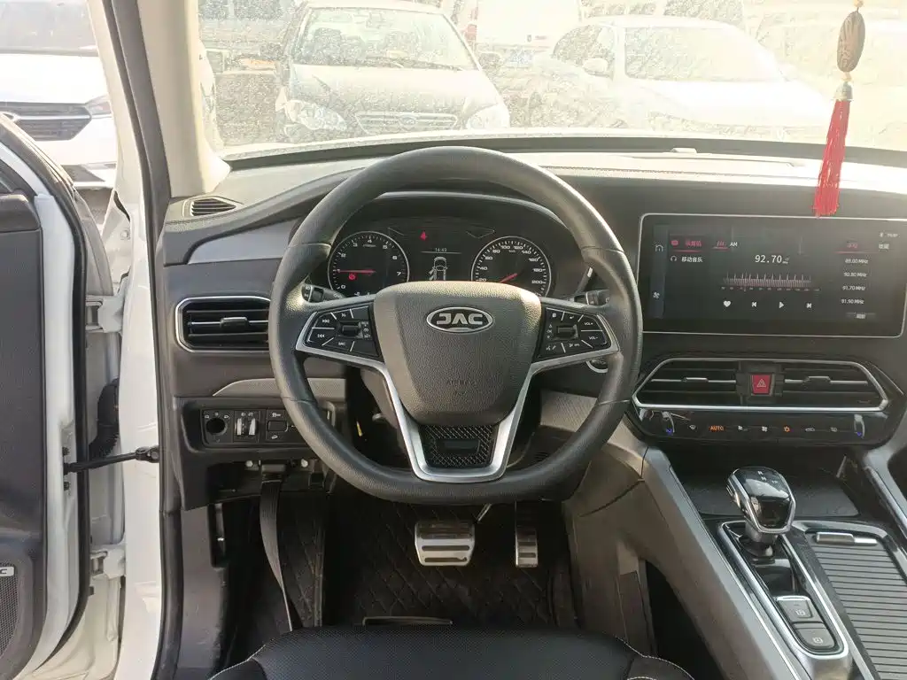 JAC X7 — миниатюра 8