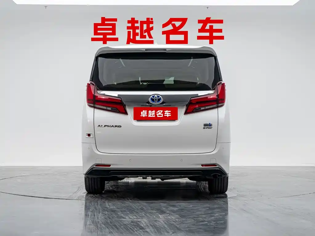 Toyota Alphard — миниатюра 6