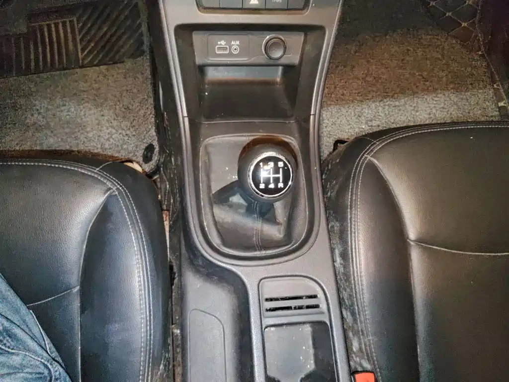 Roewe 360 — миниатюра 10