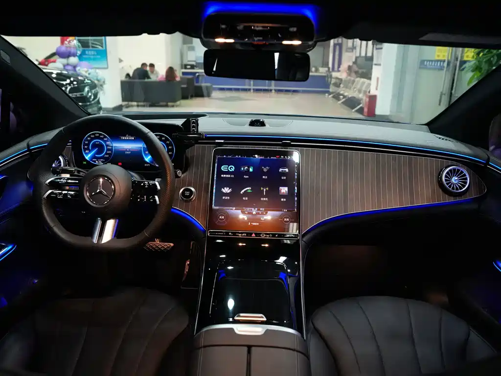 Mercedes-Benz EQE — миниатюра 25