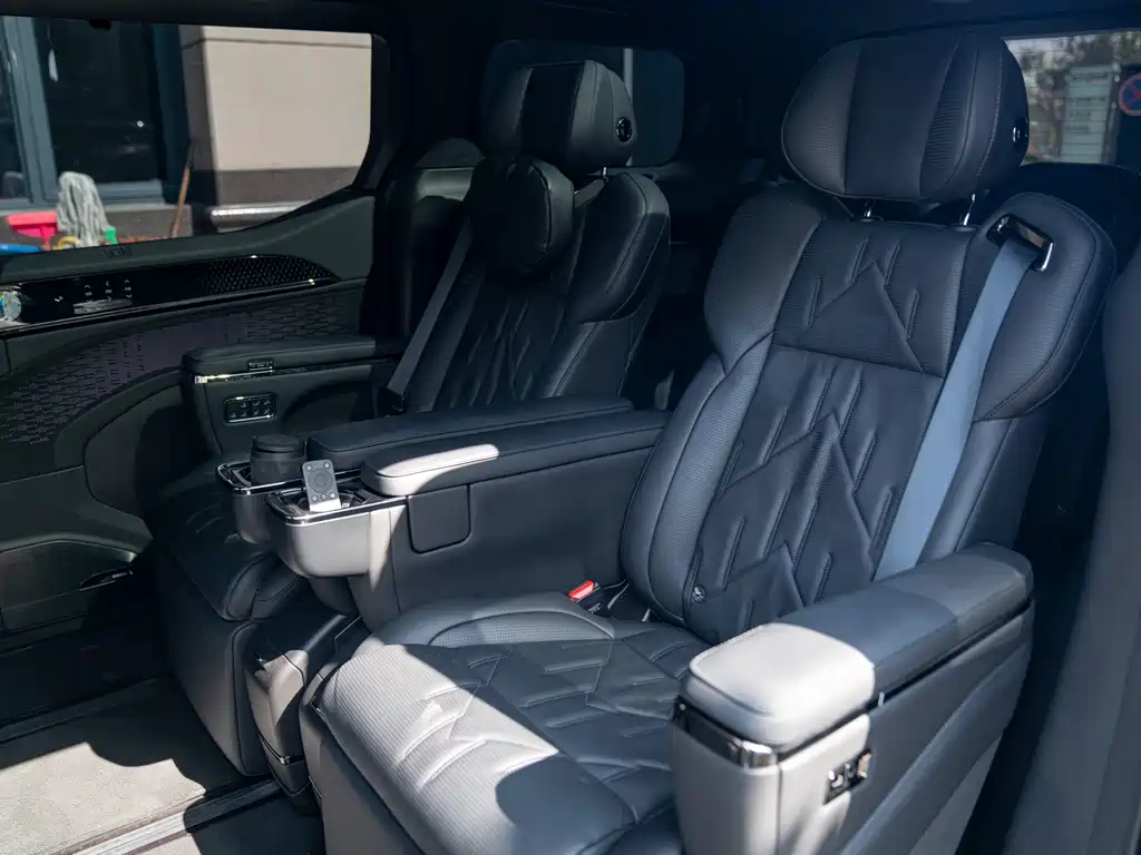 ZEEKR EXTREME KRYPTON 009