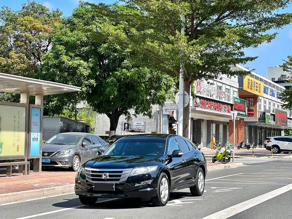 Honda Crosstour 2014