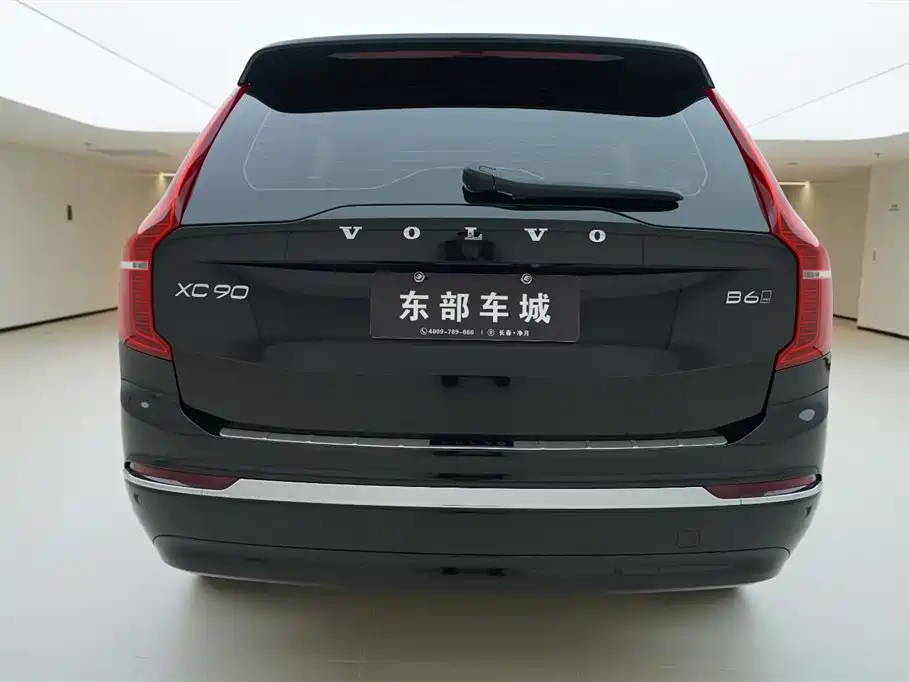 Volvo XC90 2023 B6 Luxury 7 мест