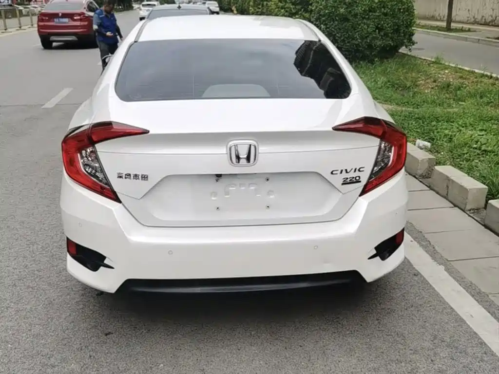 Honda Civic — миниатюра 24