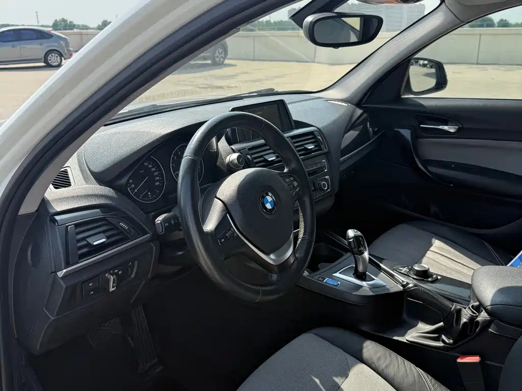 BMW 1 Series (Import) Facelift 116i Urban Type, фото 4