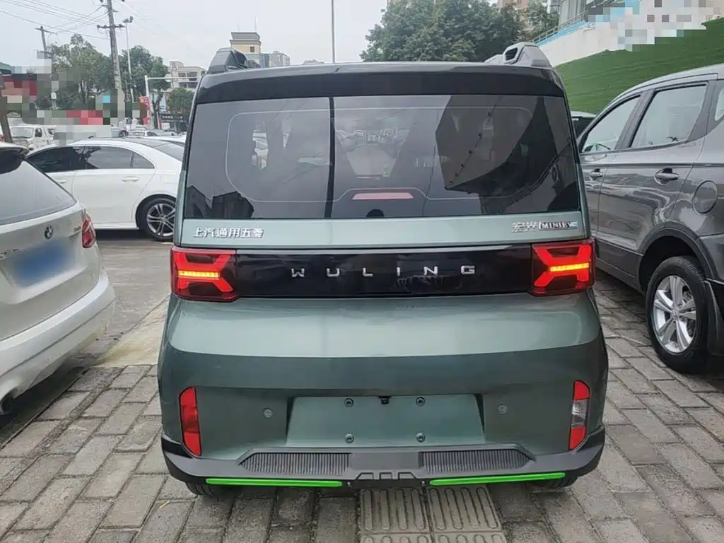Wuling MINIEV — миниатюра 6