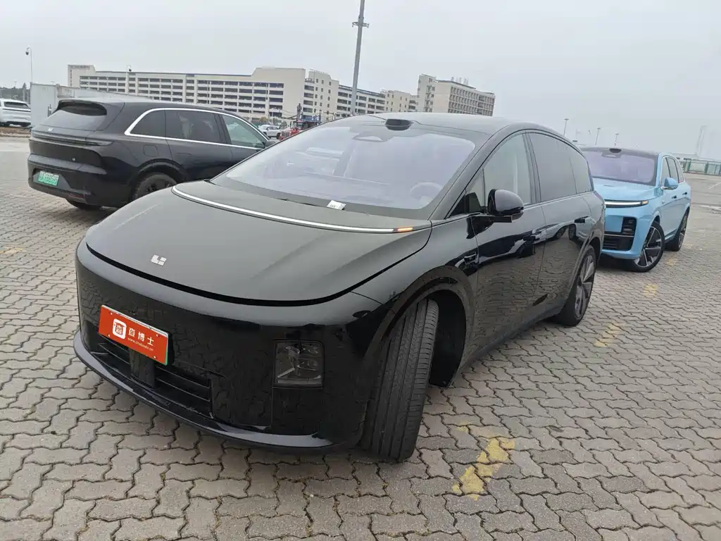 Li Auto IDEAL I8