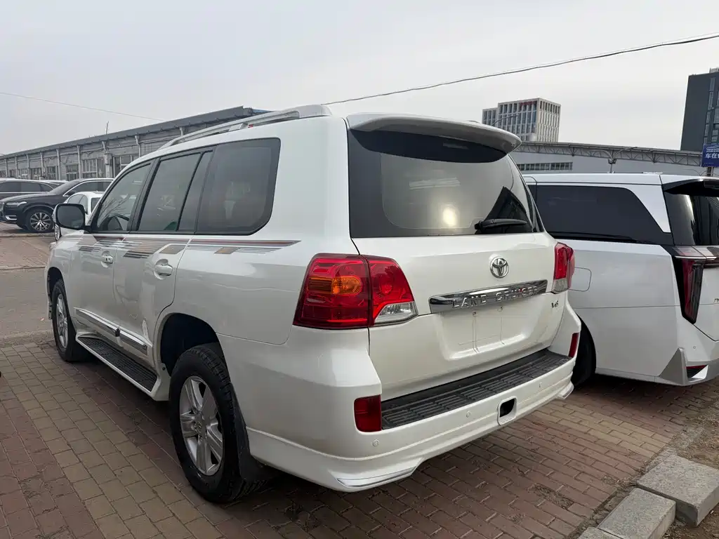 Toyota Land Cruiser 2015 4.0L V6