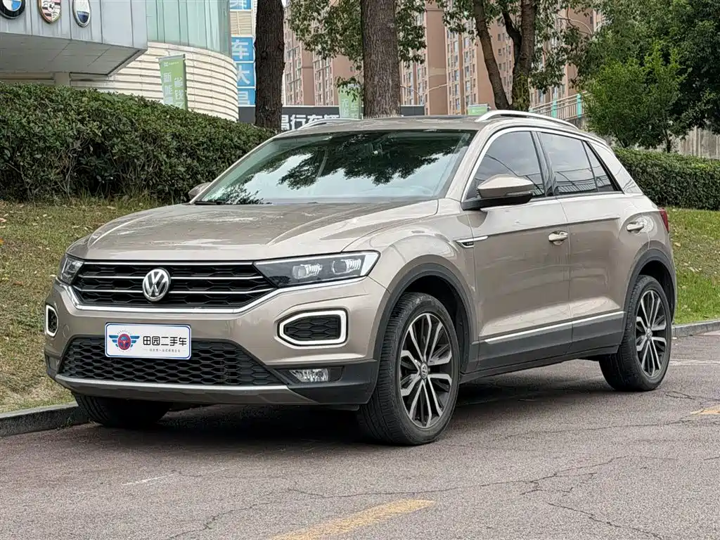 Купить Volkswagen T-Roc