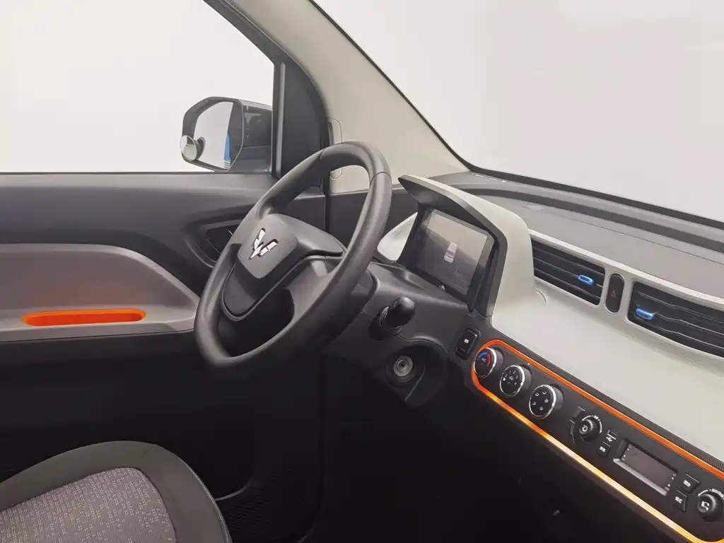 Wuling MINIEV — миниатюра 22