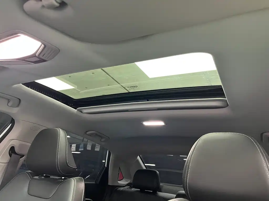 Geely Emgrand — миниатюра 21