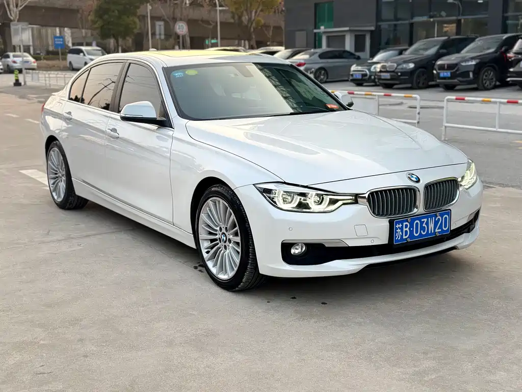 BMW 3 SERIES