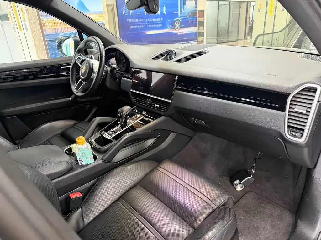 Porsche Cayenne 2019 Cayenne 3.0T